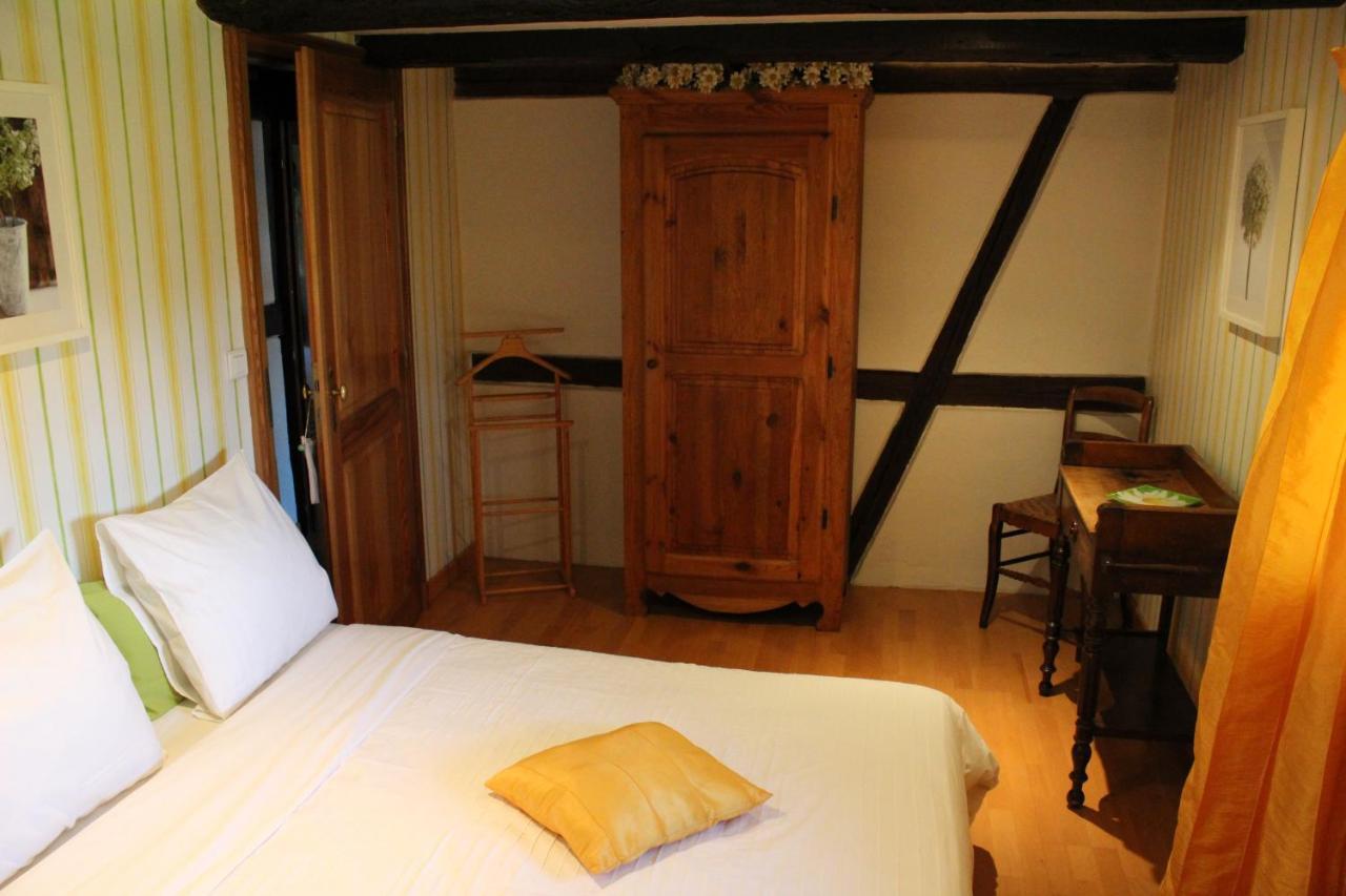 B&B La Tete Dans Les Etoiles Weyersheim Exterior foto